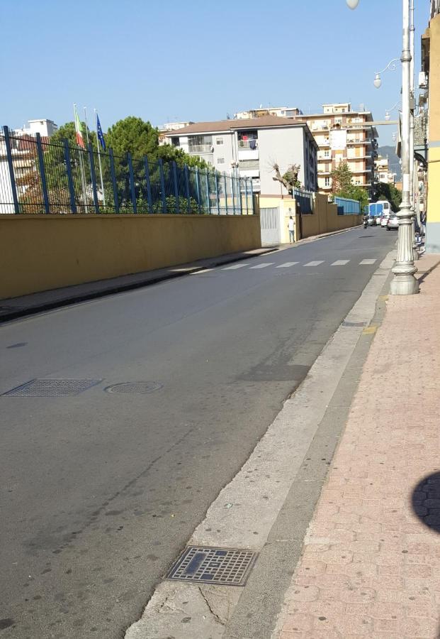 Arianna Bed & Breakfast Salerno Bagian luar foto