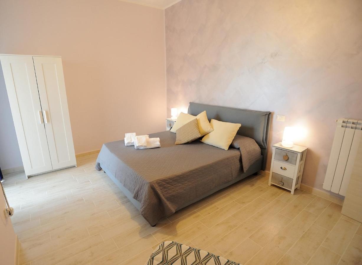 Arianna Bed & Breakfast Salerno Bagian luar foto